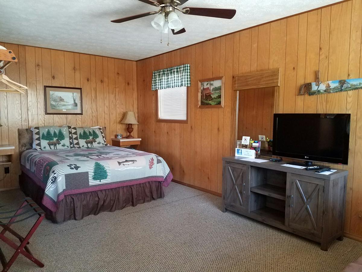 Cardinal Hill Cottages - thumb 0