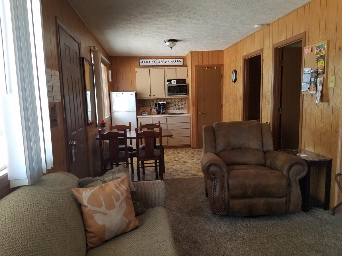 Cardinal Hill Cottages - thumb 37