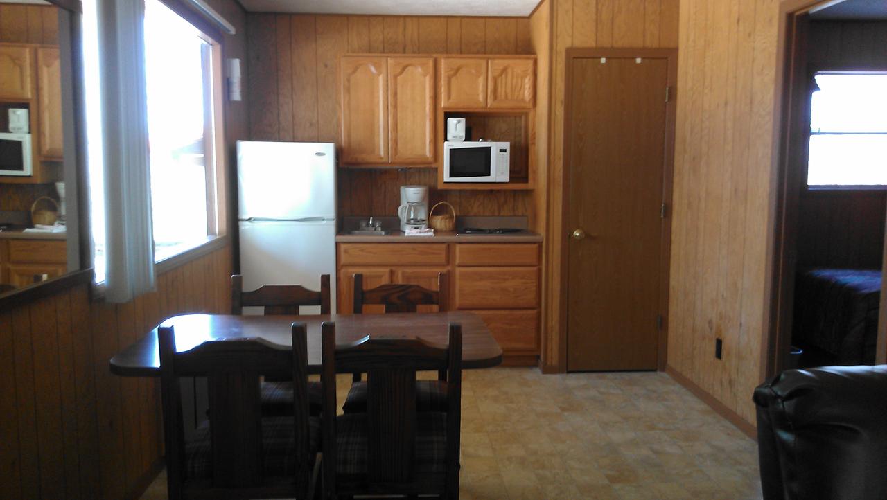 Cardinal Hill Cottages - thumb 2