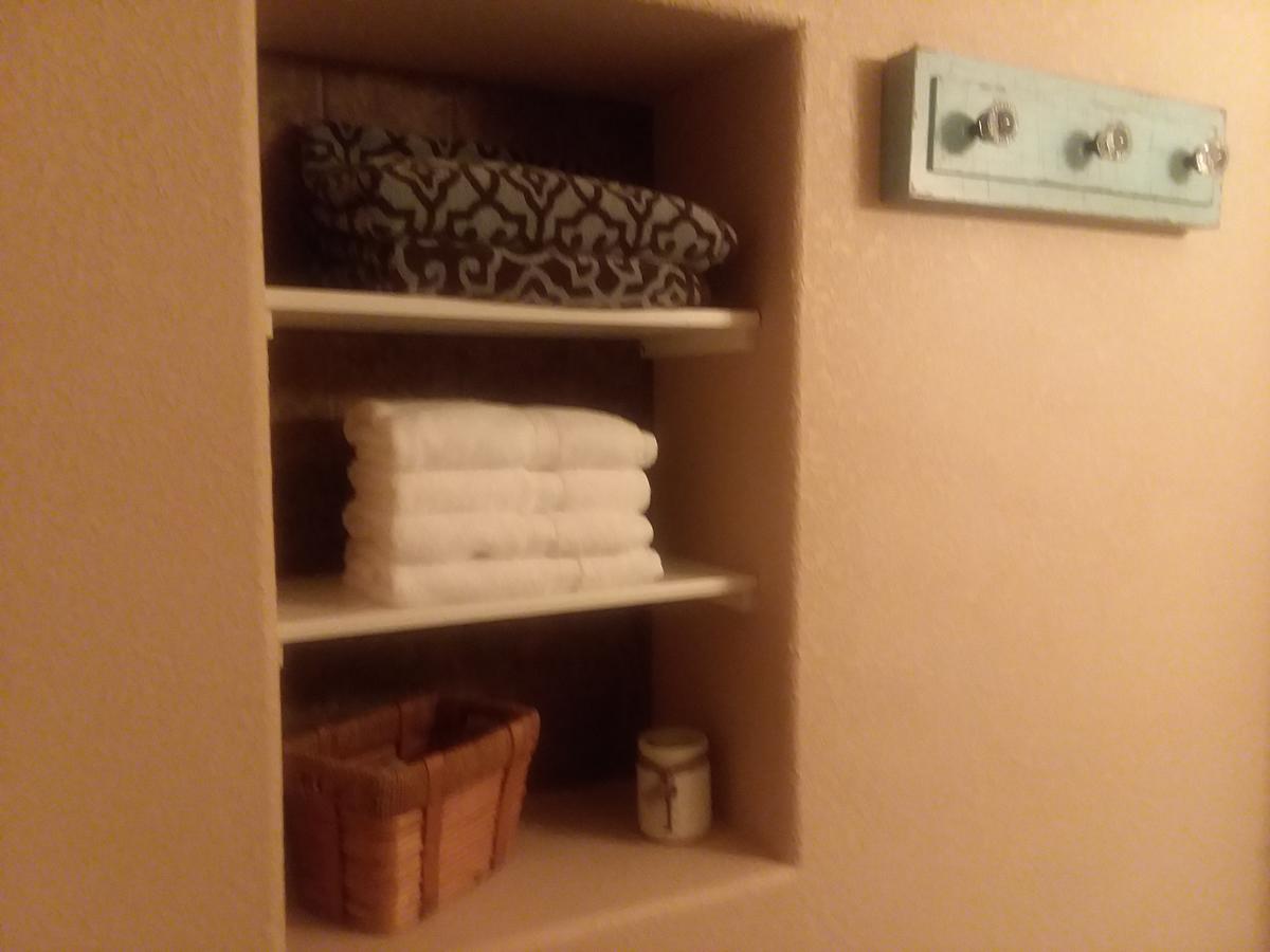 1920s Rock Bungalow - thumb 16