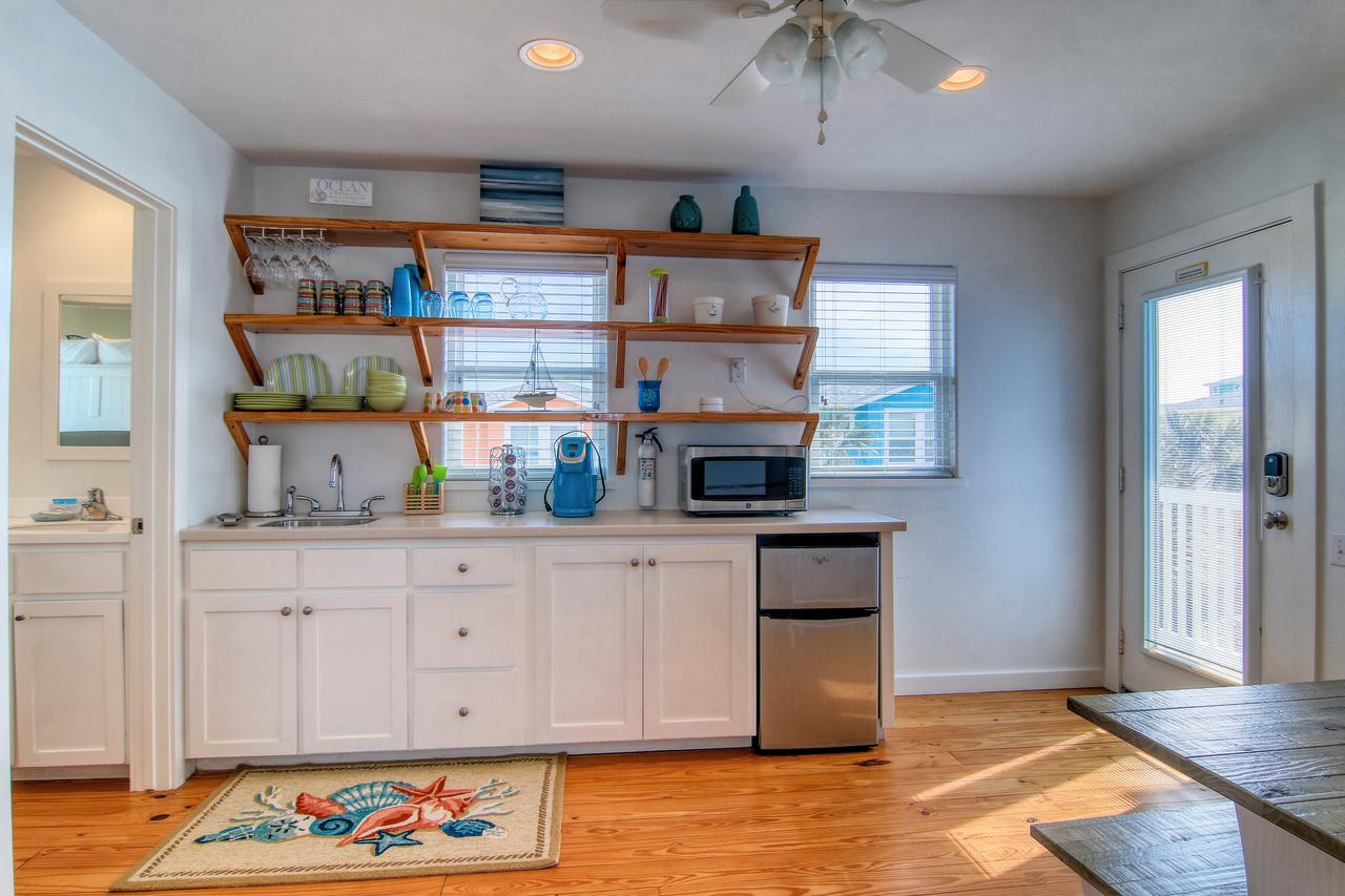 Flip Flops And Shades Home - thumb 26