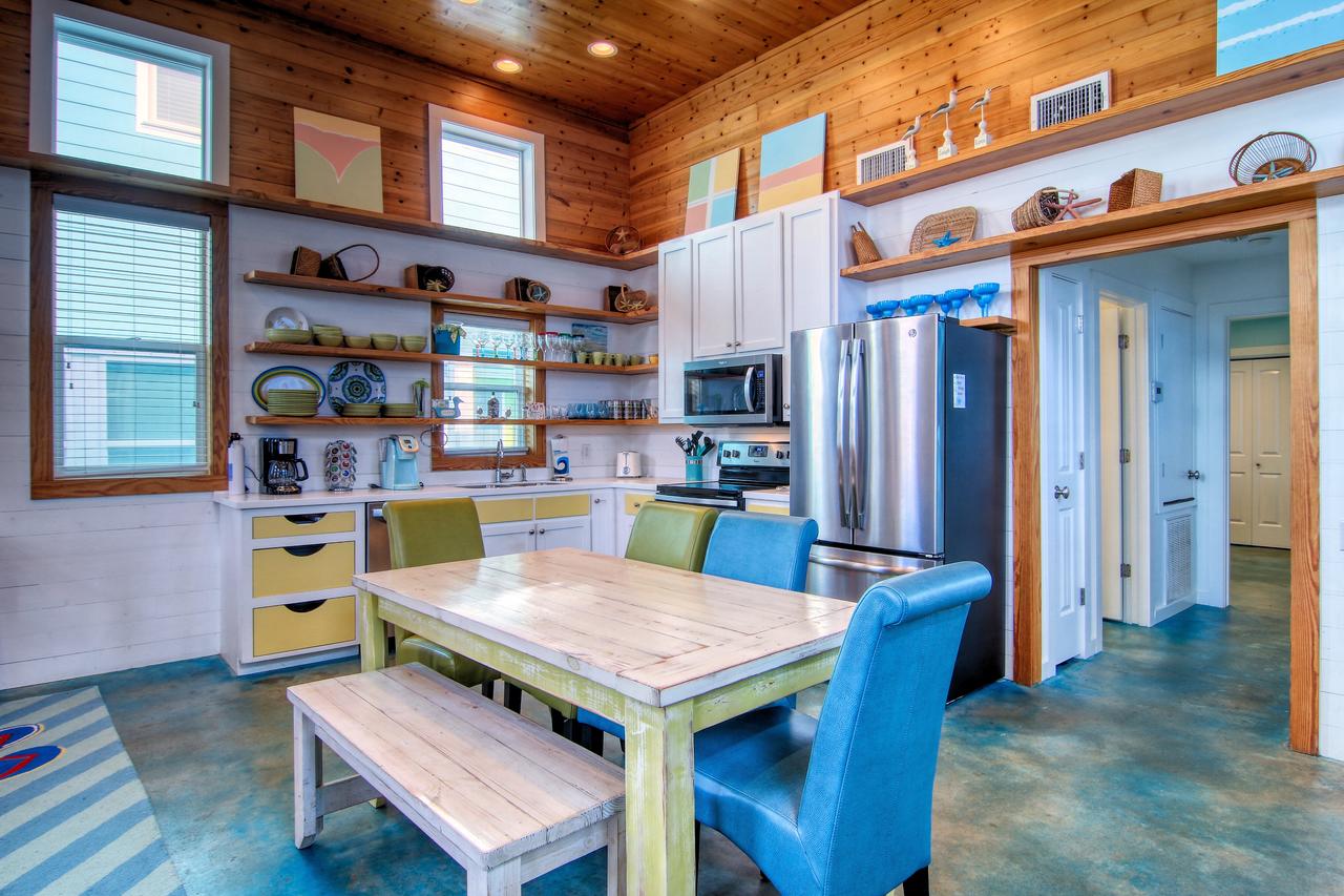 Flip Flops And Shades Home - thumb 5