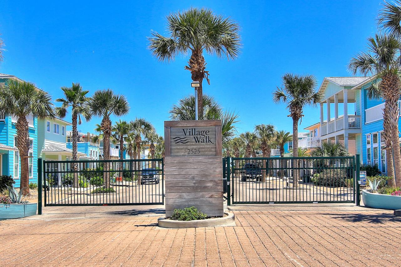 Flip Flops And Shades Home - thumb 11