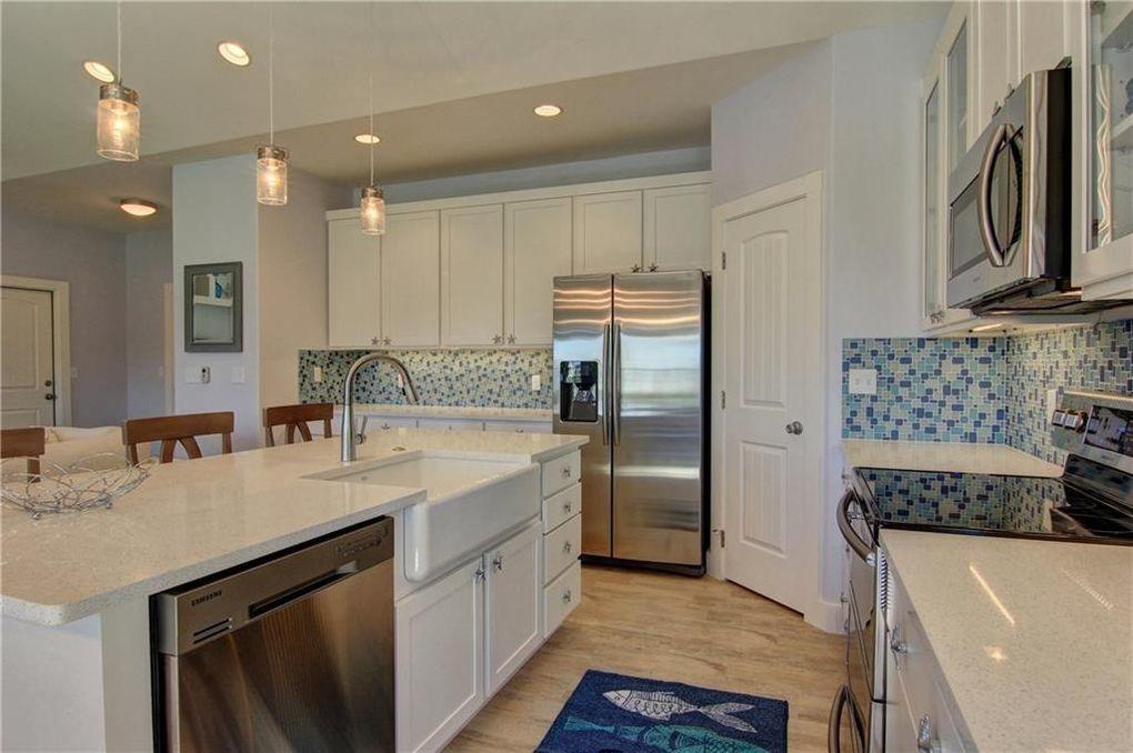 190 Mustang Royale Home - thumb 11