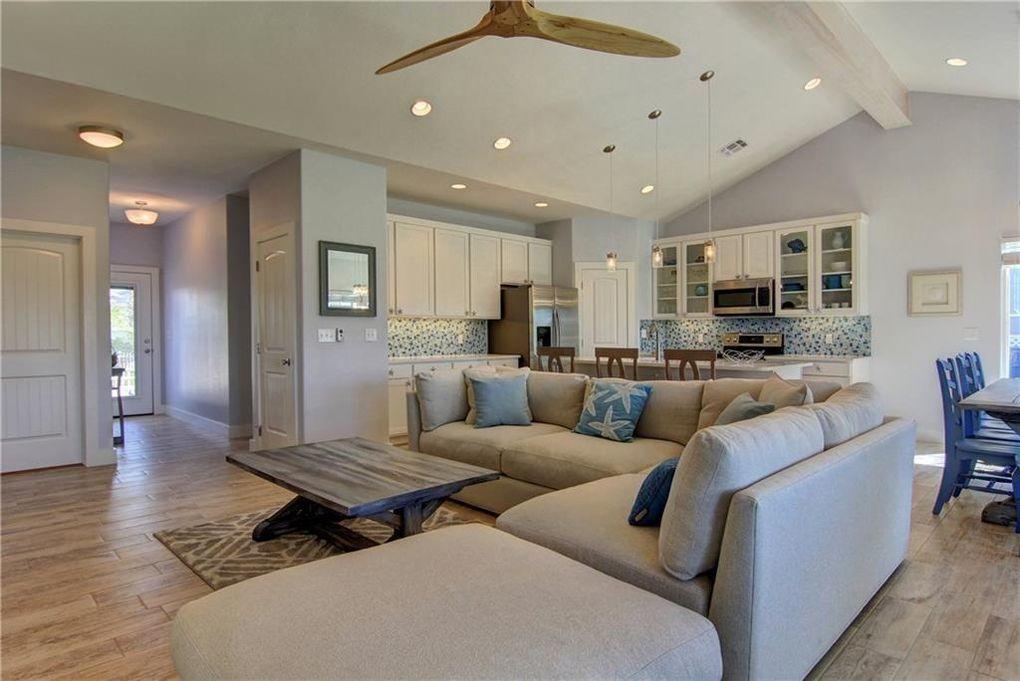 190 Mustang Royale Home - thumb 8