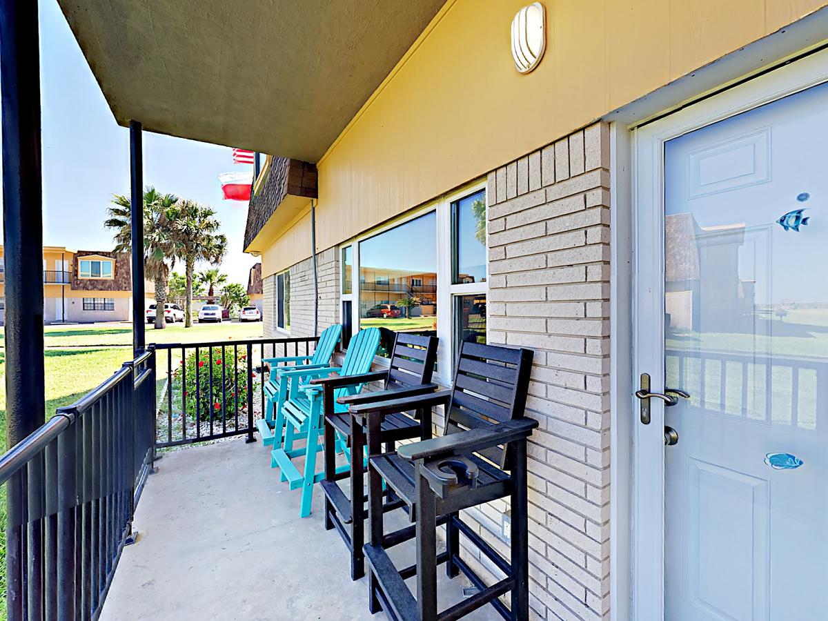 41Ir: Beach Retreat Condo - thumb 2
