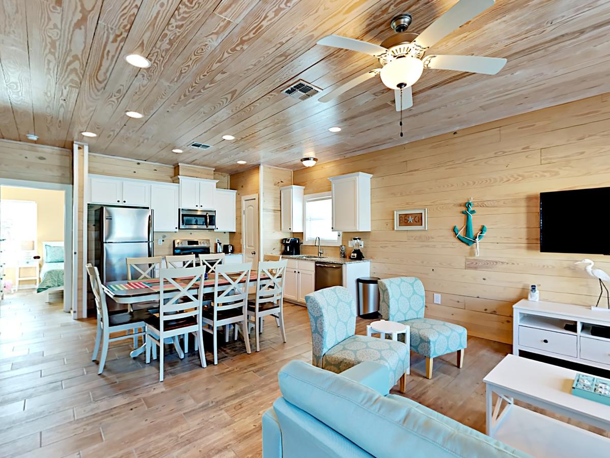 The Lemony Anemone Cottage - thumb 5