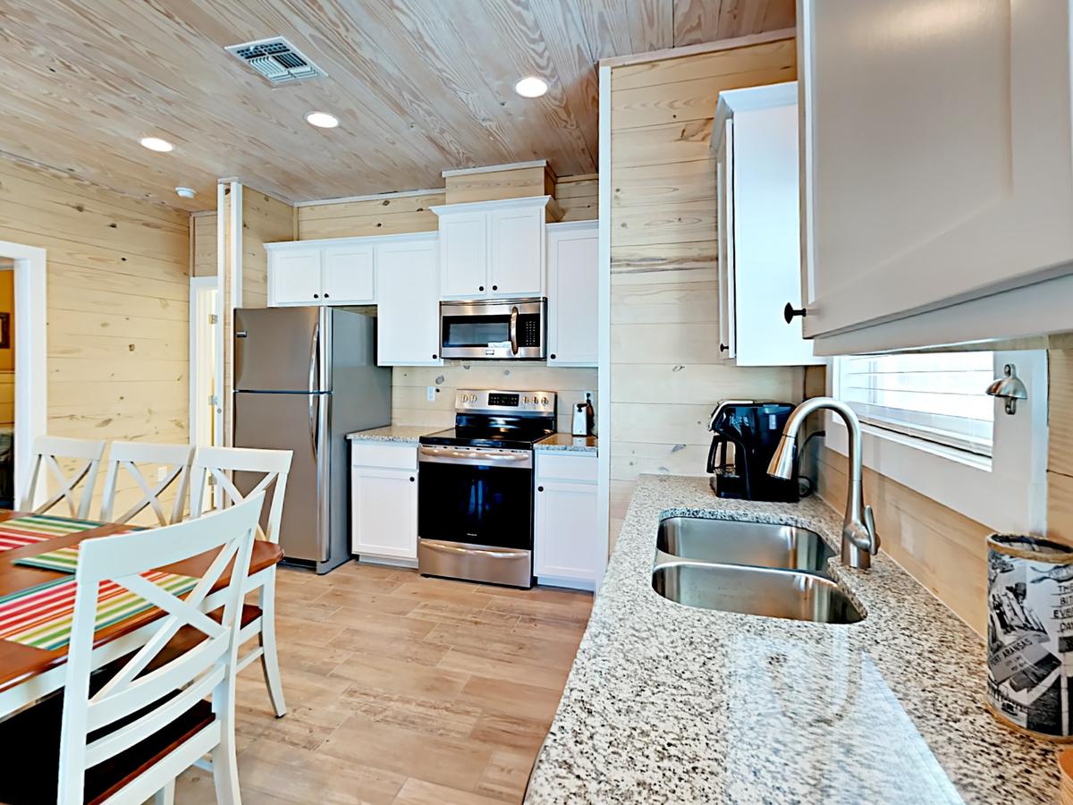 The Lemony Anemone Cottage - thumb 12