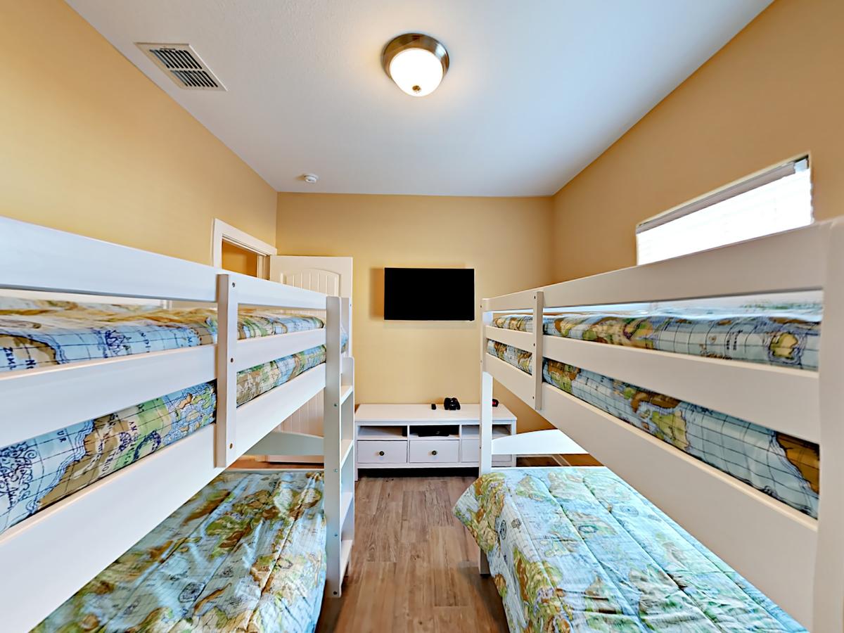 The Lemony Anemone Cottage - thumb 3