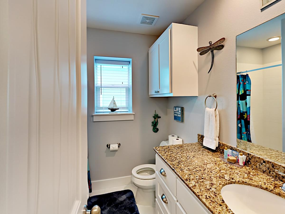 The Commons 704 - Three Bedroom Townhome - thumb 9