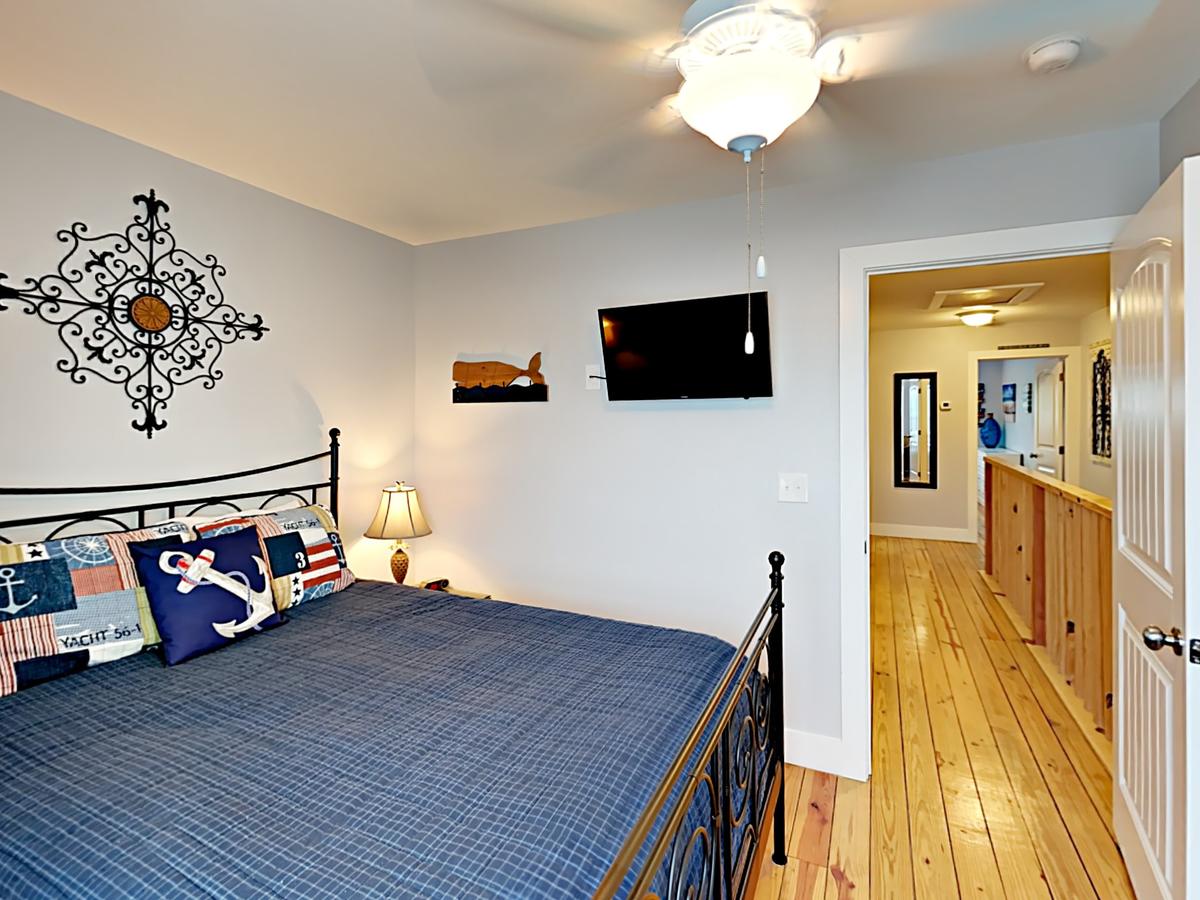 The Commons 704 - Three Bedroom Townhome - thumb 38