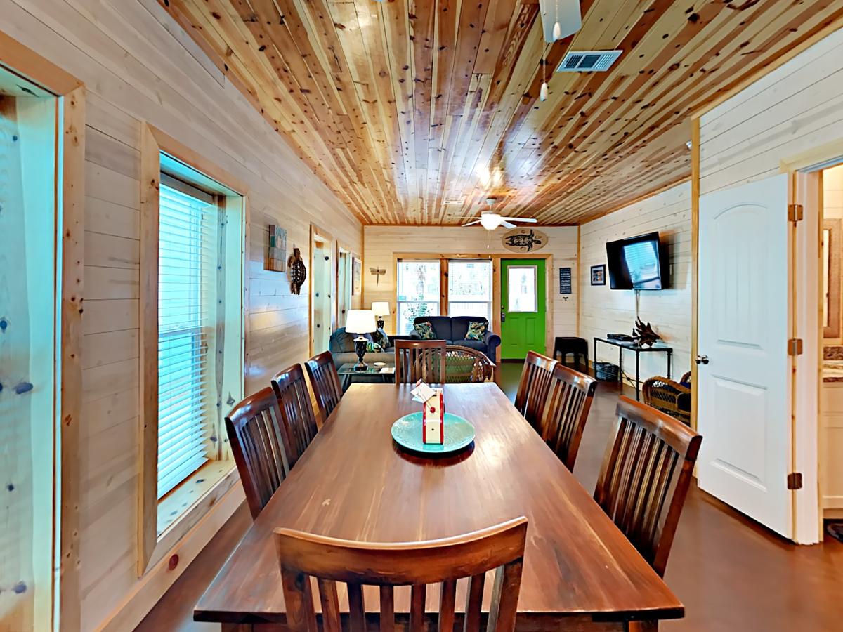 The Commons 704 - Three Bedroom Townhome - thumb 1