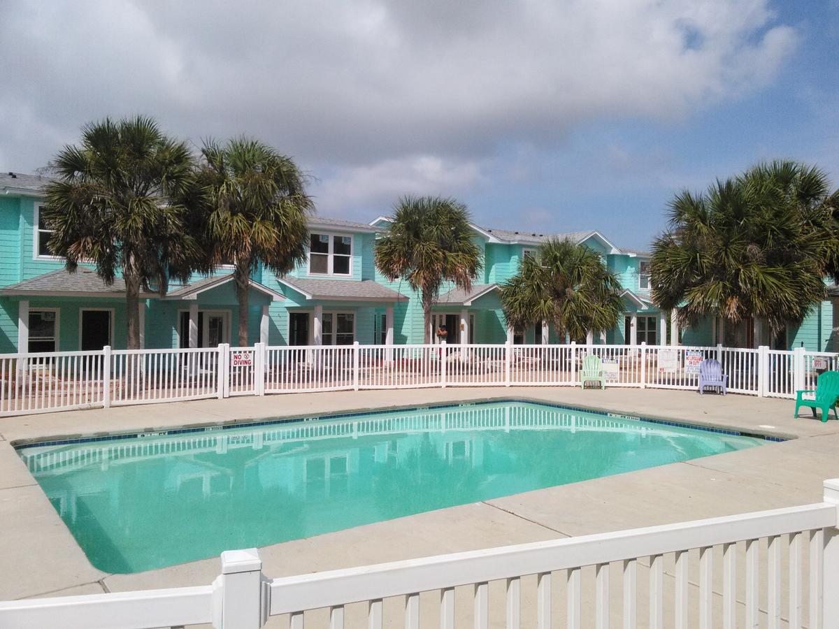 The Commons 704 - Three Bedroom Townhome - thumb 13