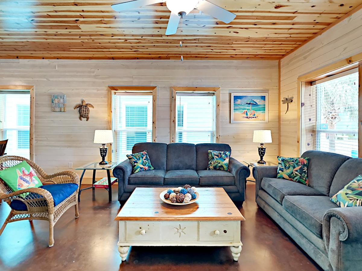 The Commons 704 - Three Bedroom Townhome - thumb 6