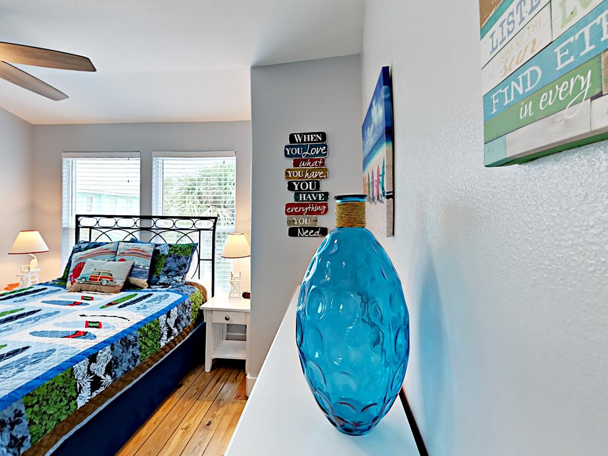 The Commons 704 - Three Bedroom Townhome - thumb 12