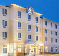 Days Inn  Suites by Wyndham Kearney - Accommodation Alabama