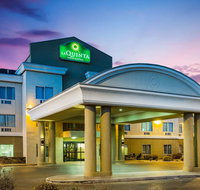 La Quinta by Wyndham Ely - Accommodation Alabama