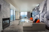 35th Floor Stunning Palms Place Suite w/Balcony Accommodation Alabama