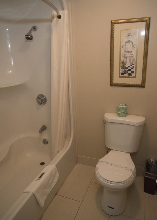 Hampton Falls Inn - thumb 34