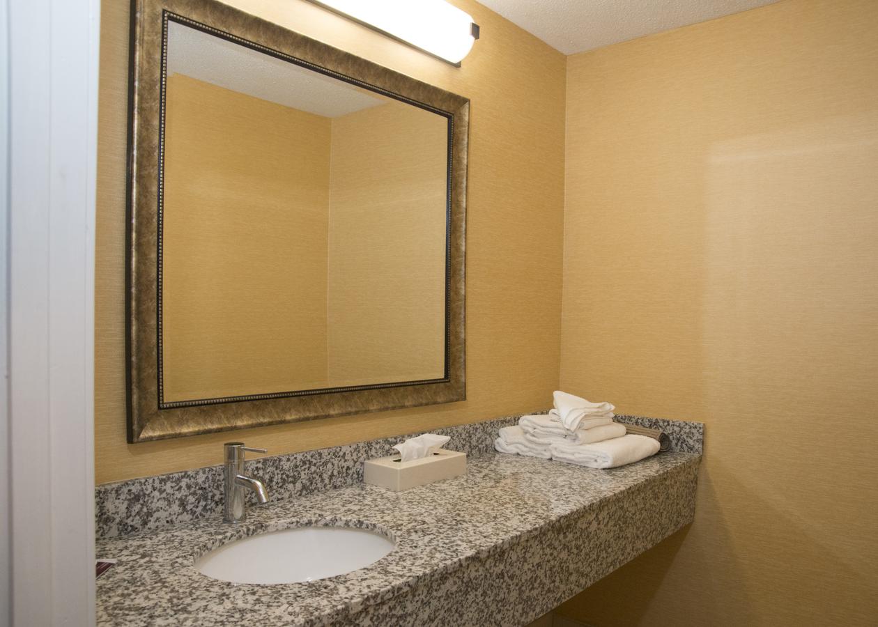 Hampton Falls Inn - thumb 26