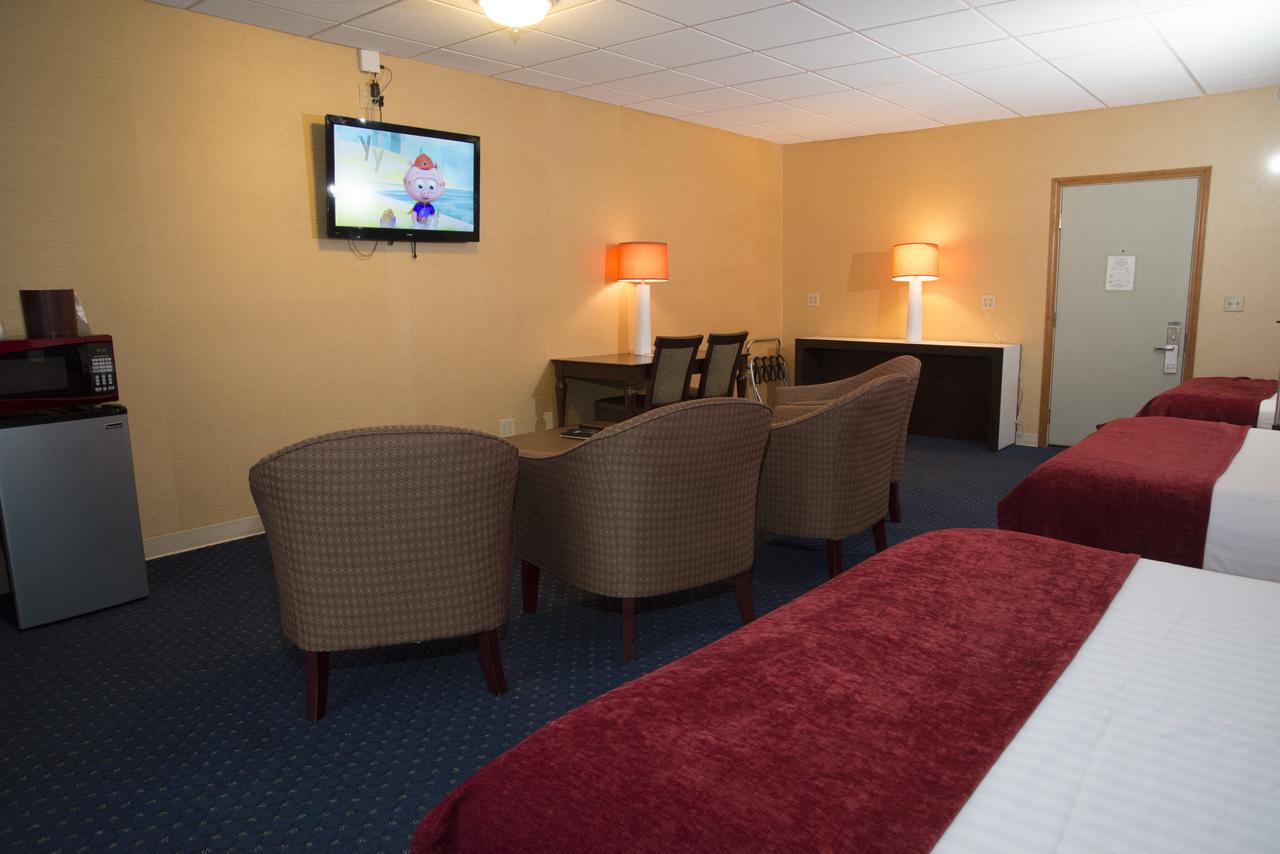 Hampton Falls Inn - thumb 16