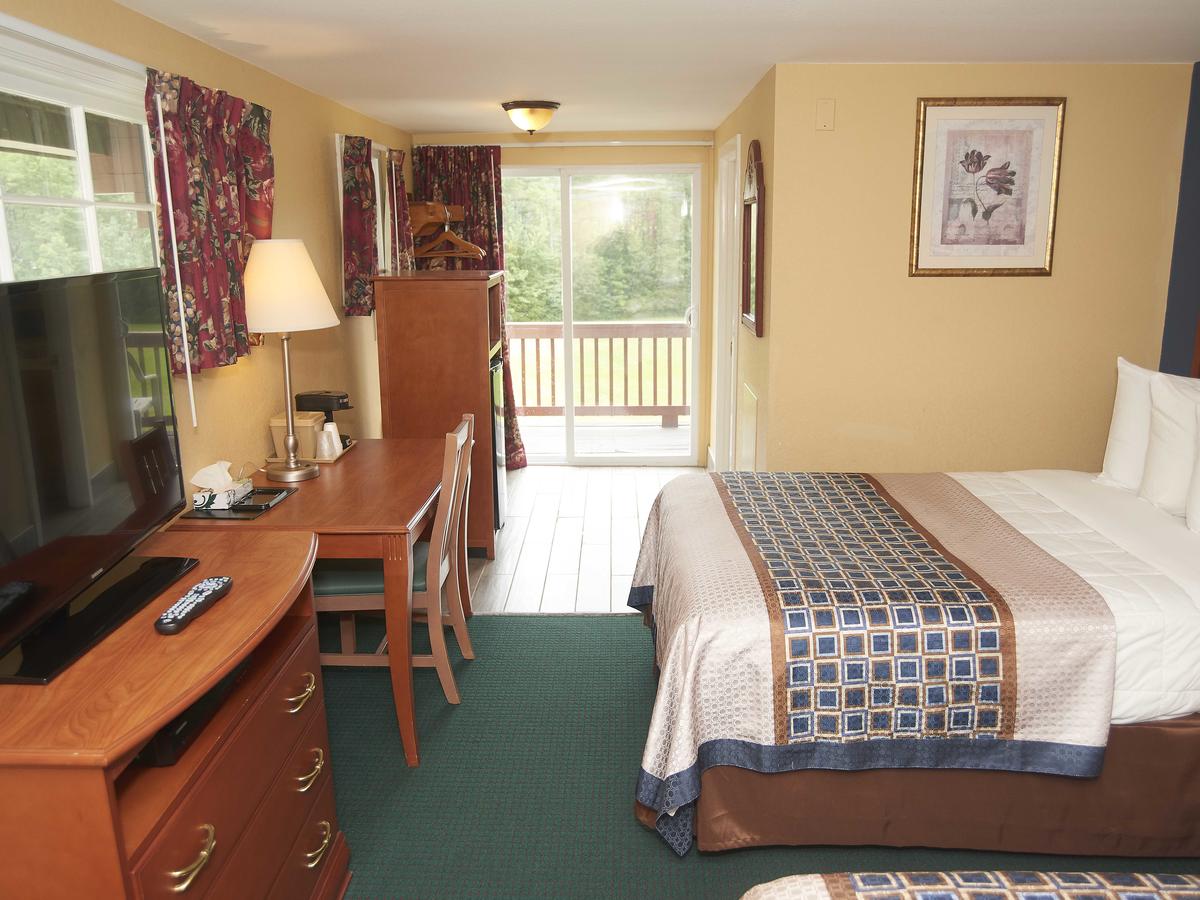 Swiss Chalets Village Inn - thumb 29