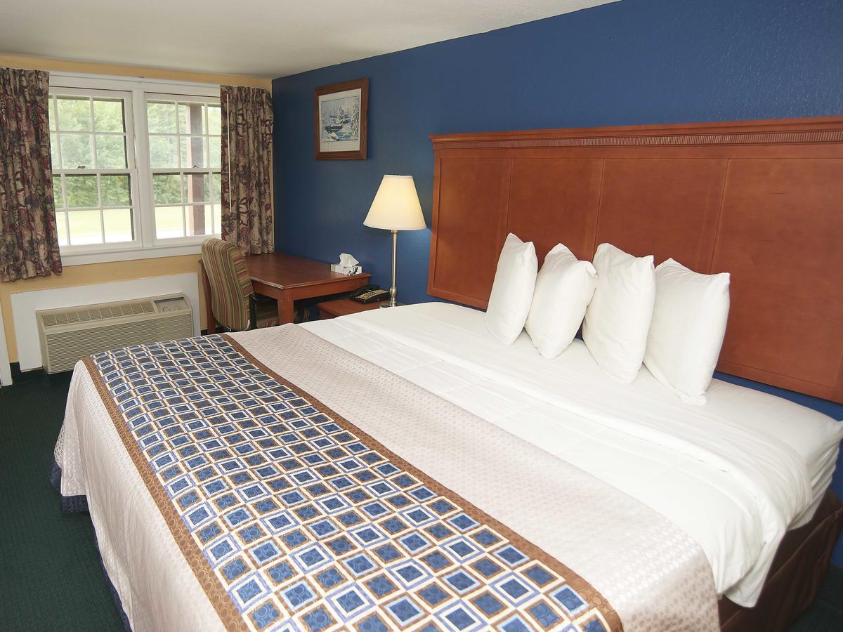 Swiss Chalets Village Inn - thumb 24