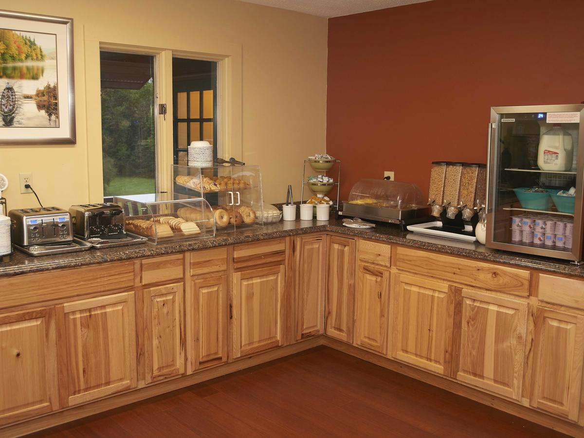 Swiss Chalets Village Inn - thumb 16