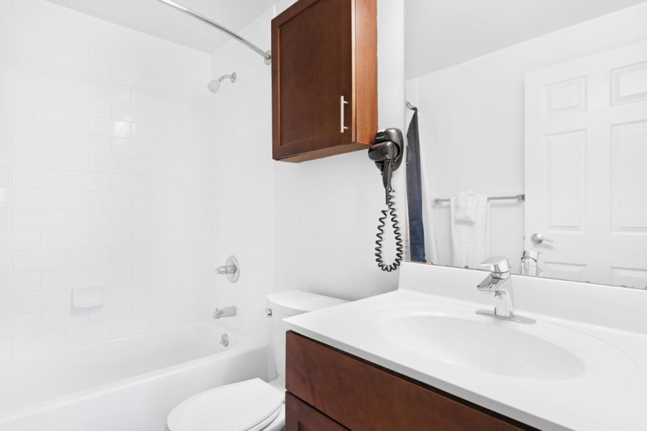 Global Luxury Suites At Chancery - thumb 4