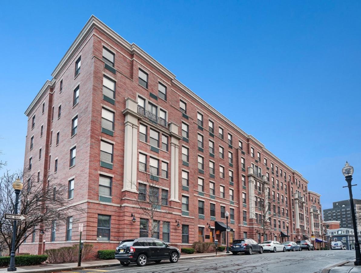 Global Luxury Suites At Chancery - thumb 7