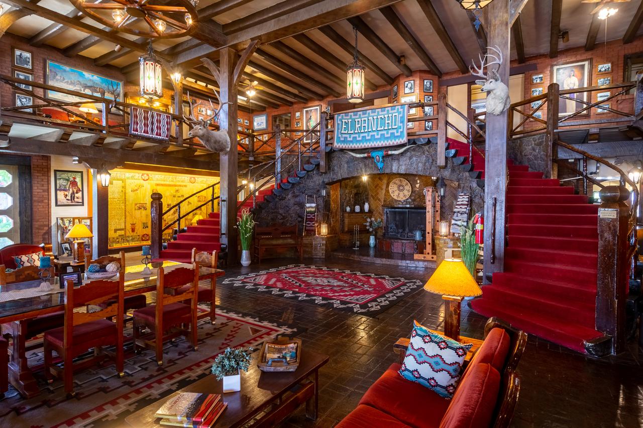El Rancho Hotel - thumb 32