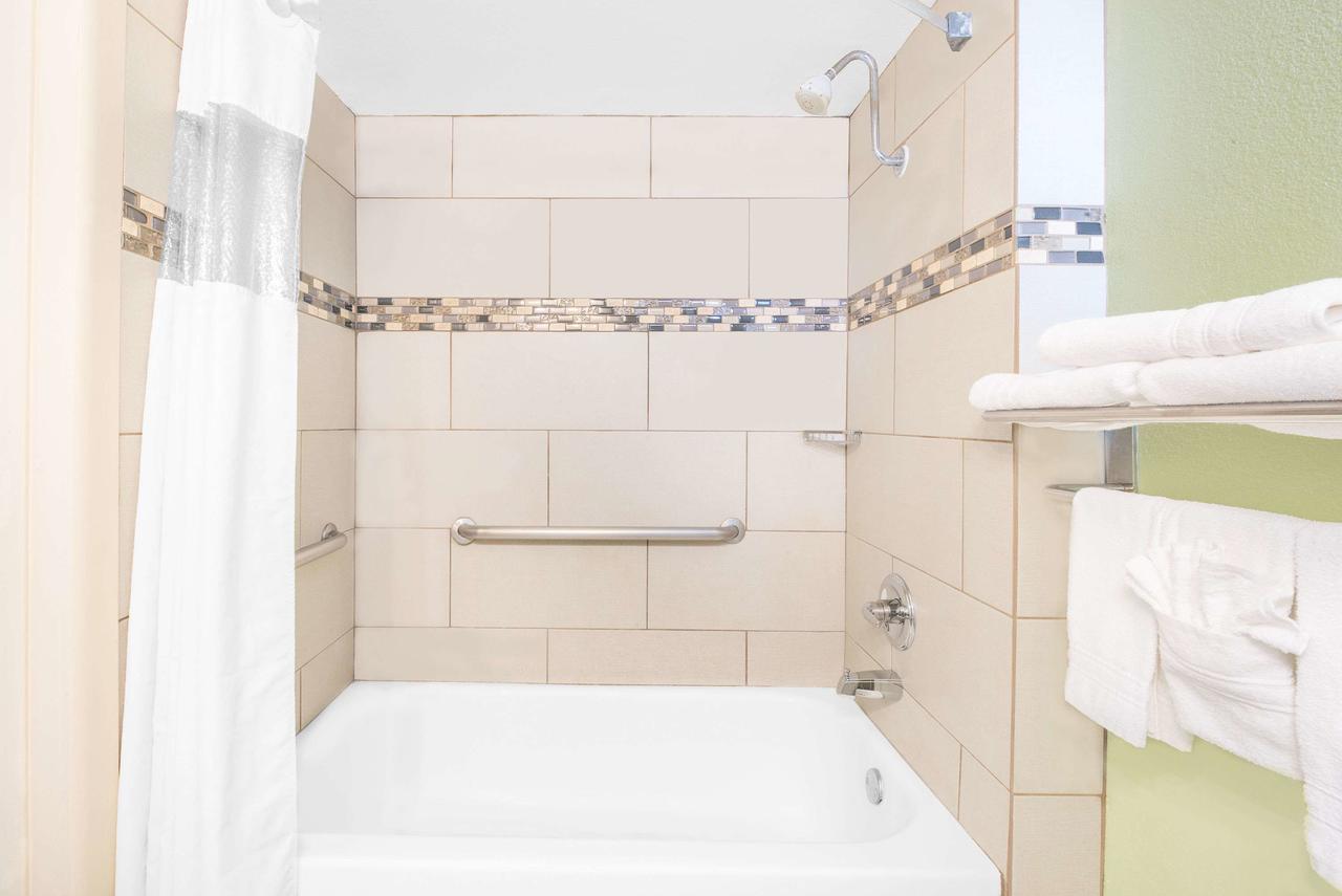 Days Inn By Wyndham Roswell - thumb 30