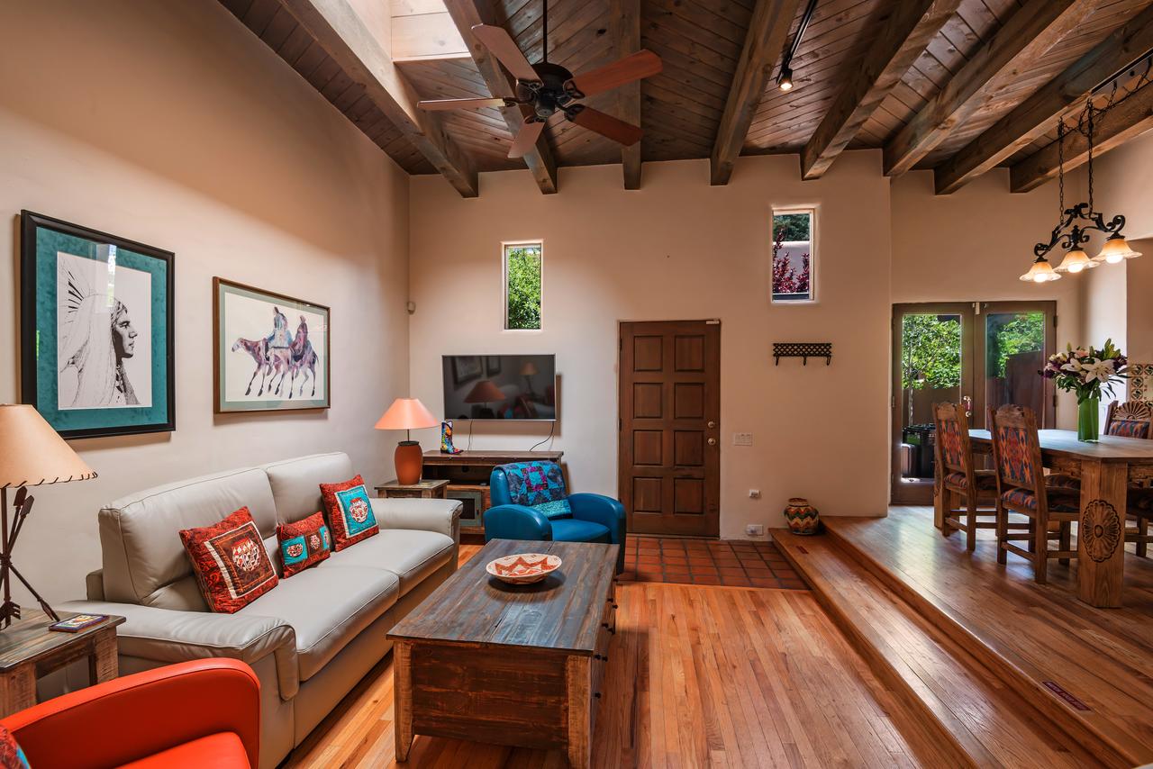 2 Bedroom - 10 Min. Walk To Plaza - Alegre - thumb 3