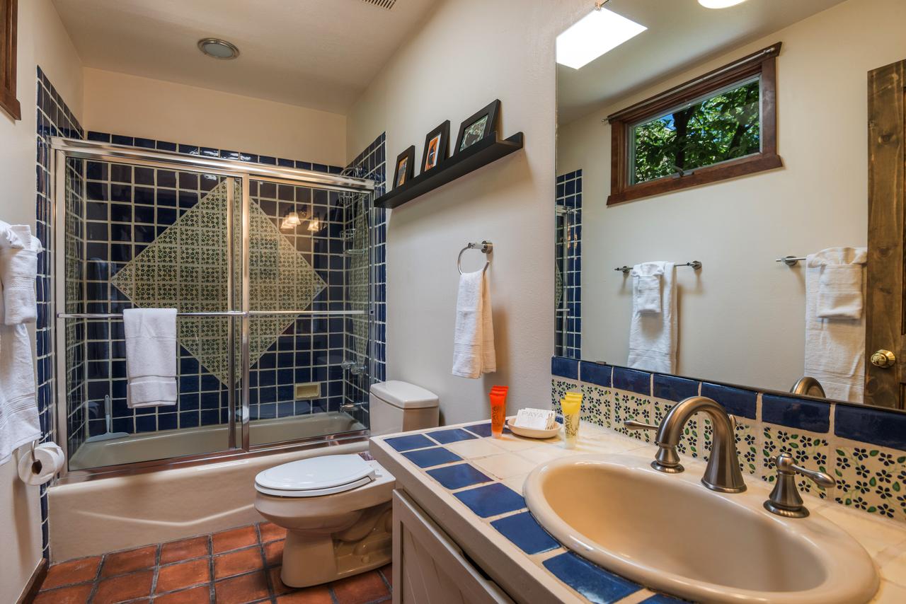 2 Bedroom - 10 Min. Walk To Plaza - Alegre - thumb 12