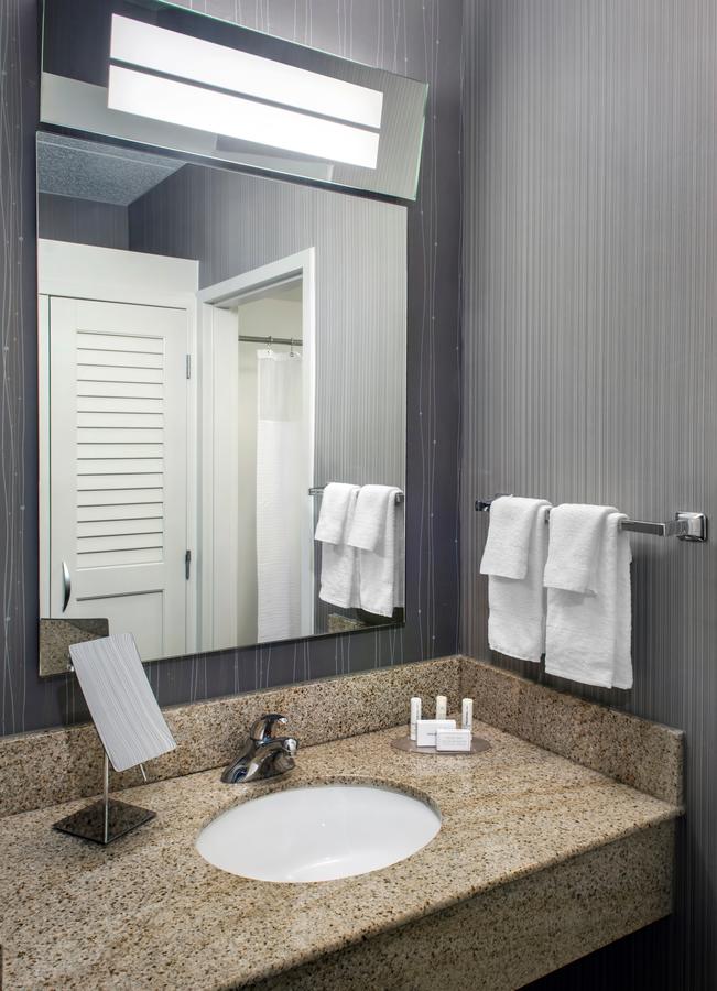 Courtyard By Marriott Rye - thumb 8