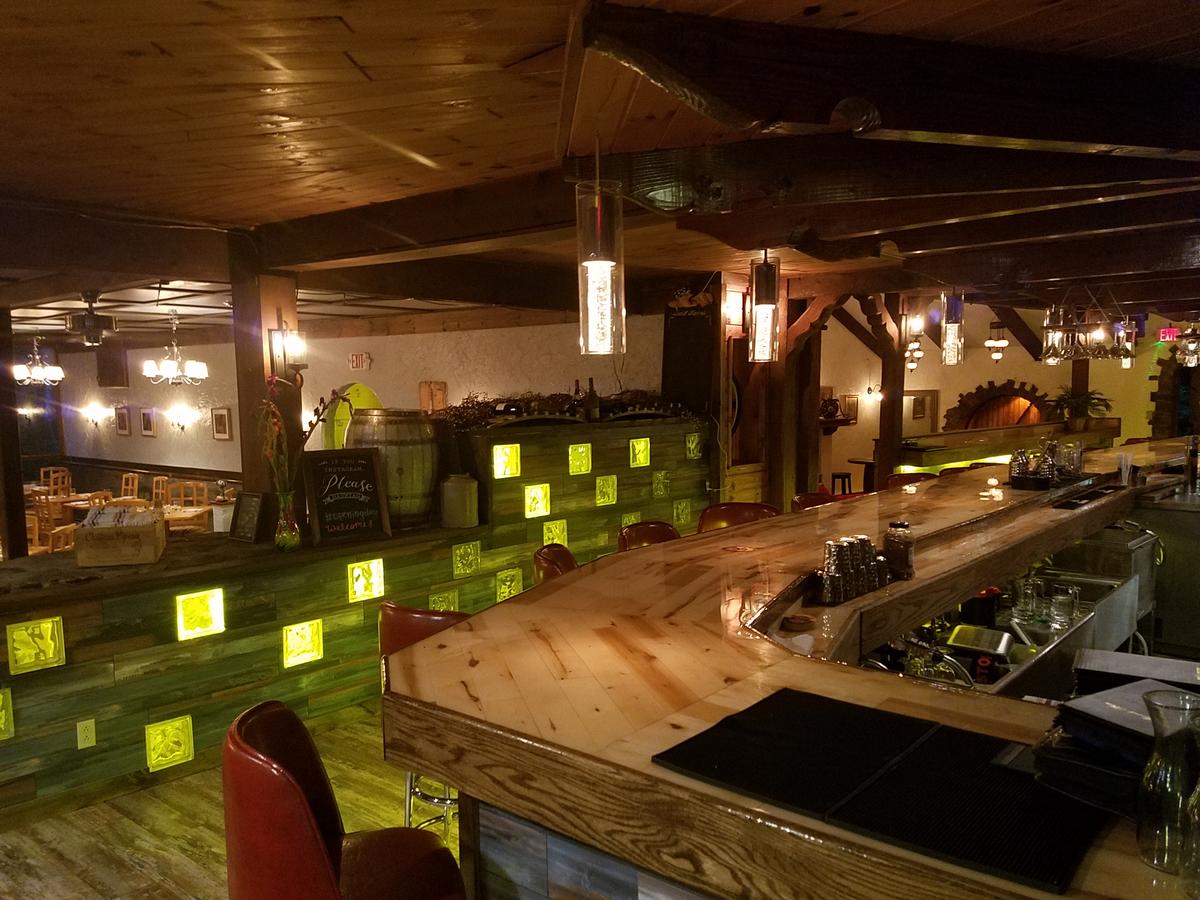 Alpine Inn - thumb 2