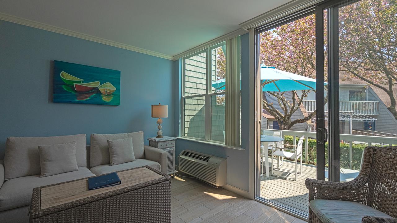 The Surf Club Resort - thumb 2