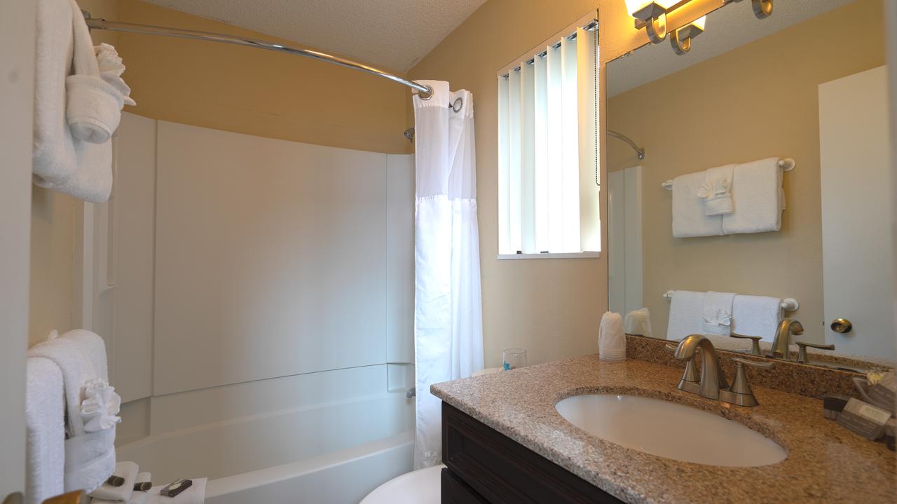 The Surf Club Resort - thumb 31