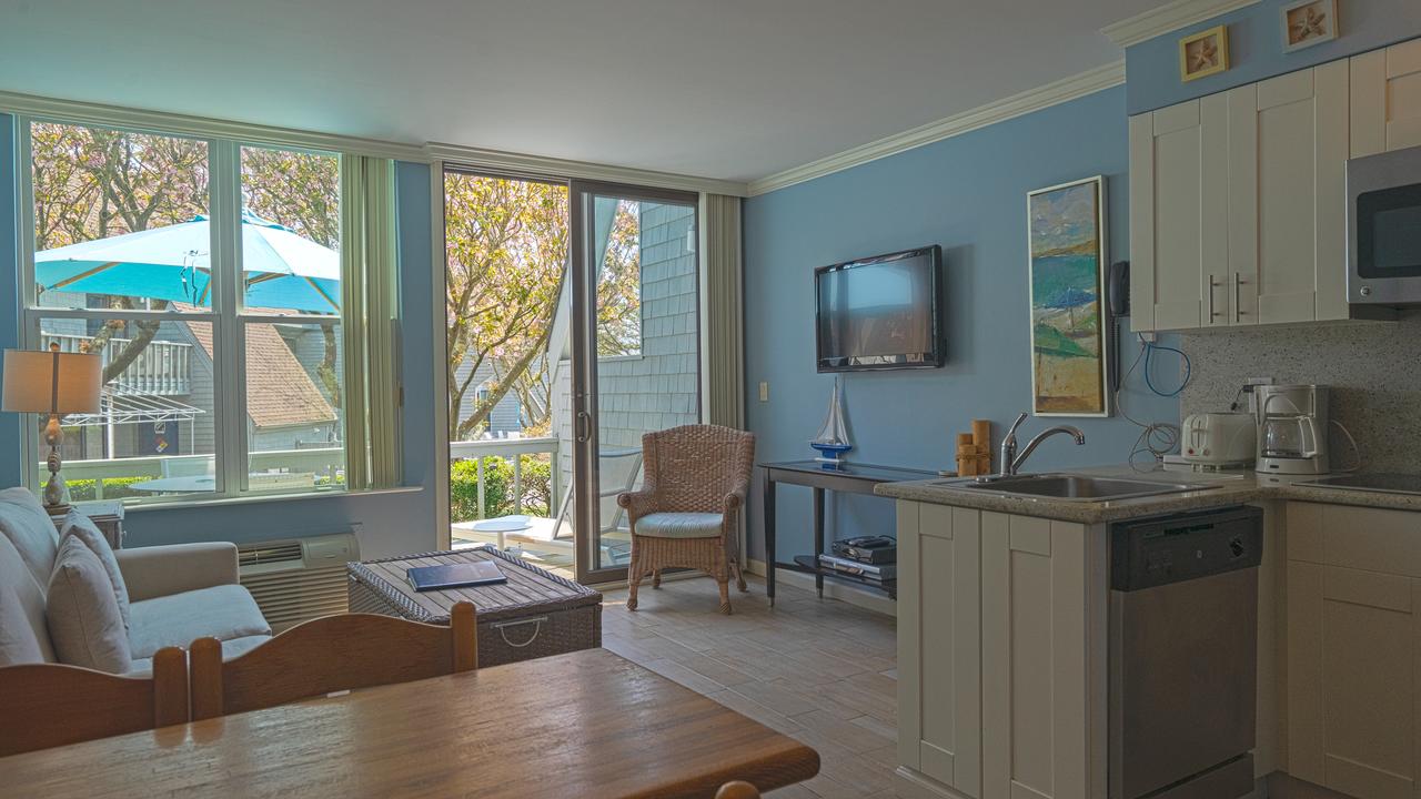 The Surf Club Resort - thumb 12