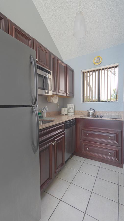 The Surf Club Resort - thumb 36