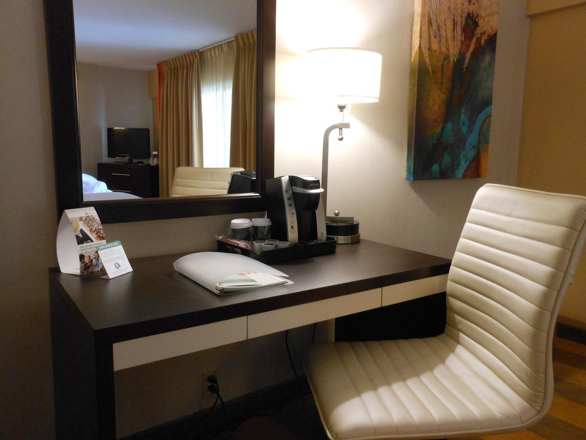 Holiday Inn Downtown Rochester - thumb 9