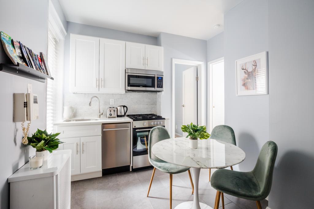 AMAZING 2 BEDROOM/3BED FULL APARTMENT TIME SQUARE/BROADWAY/CENTRAL PARK - thumb 6