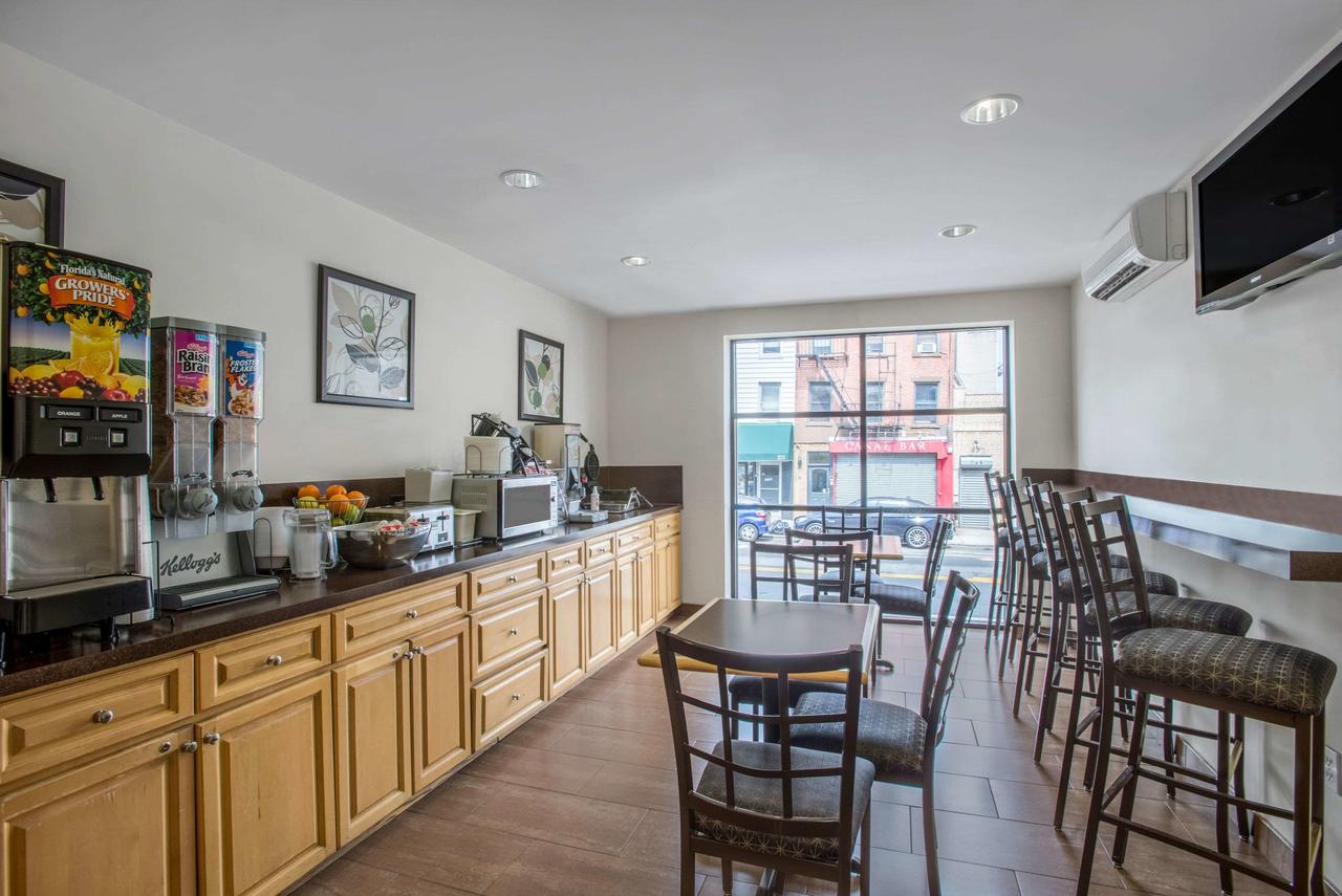 Super 8 By Wyndham Brooklyn / Park Slope Hotel - thumb 36