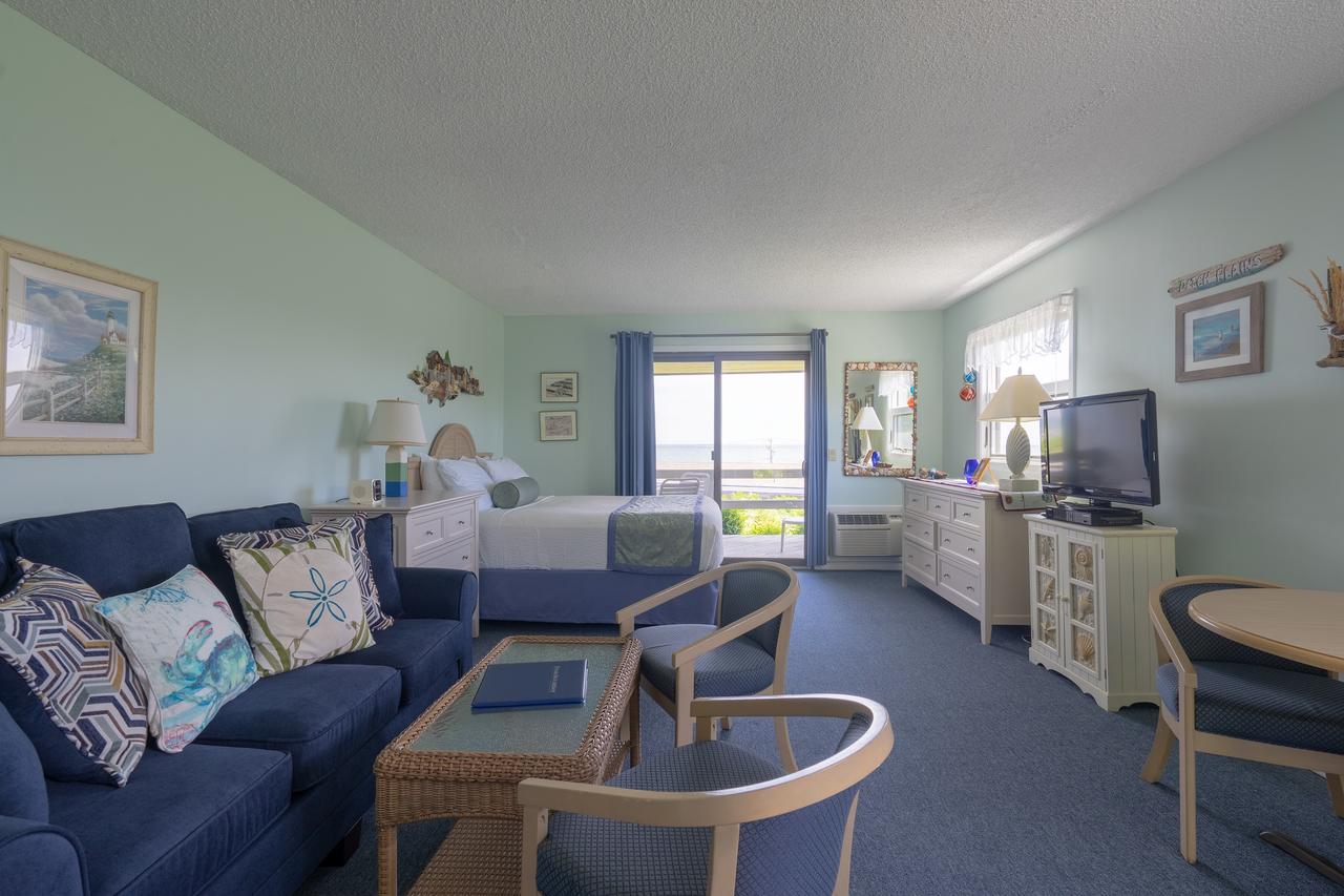 Beachcomber At Montauk - thumb 30