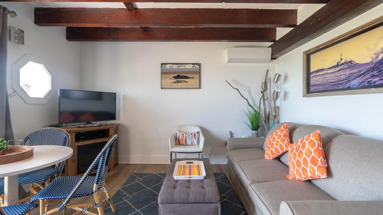 Beachcomber At Montauk - thumb 16