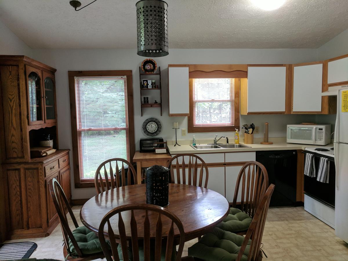 Reedy Patch Cabin - thumb 1