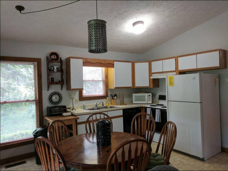 Reedy Patch Cabin - thumb 2