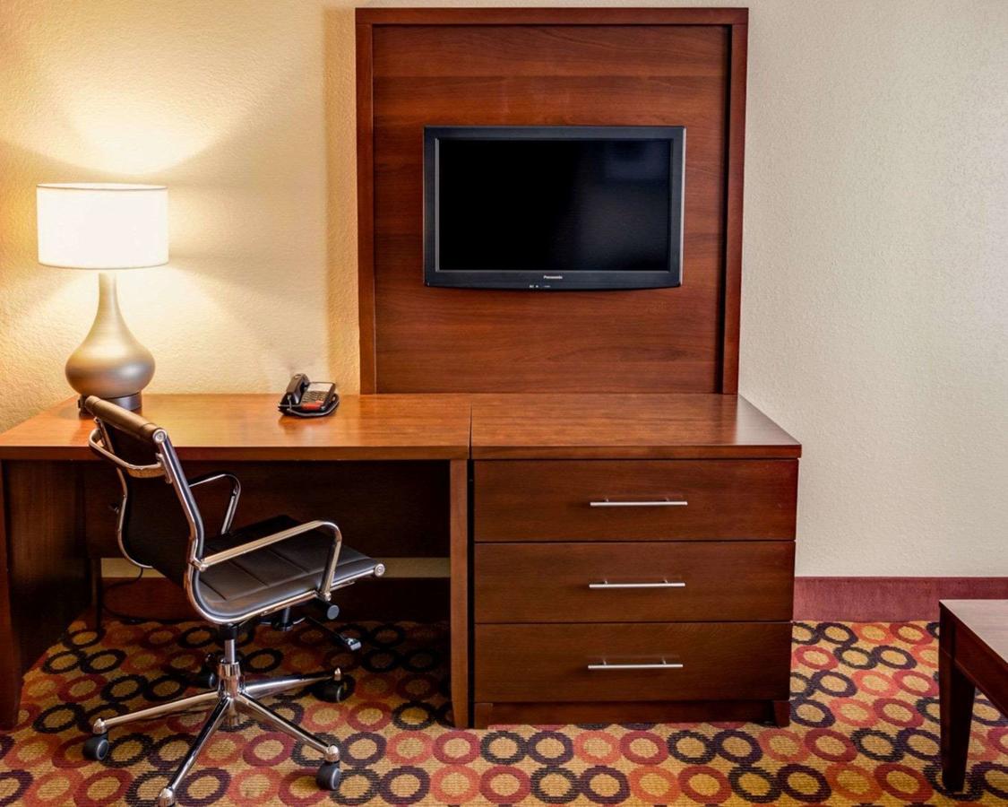 Comfort Suites Airport Charlotte - thumb 8