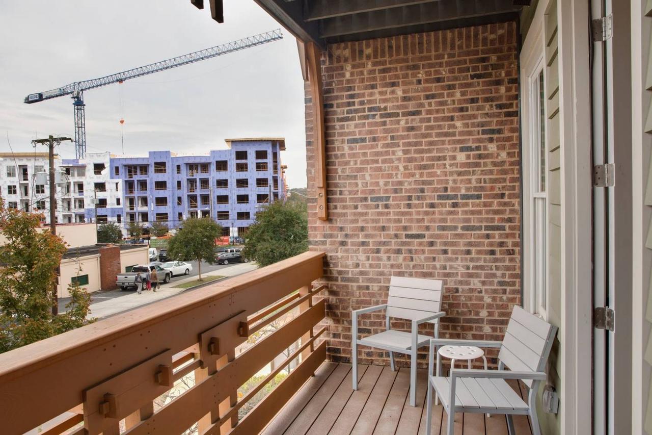 South Summit Apartment - thumb 14