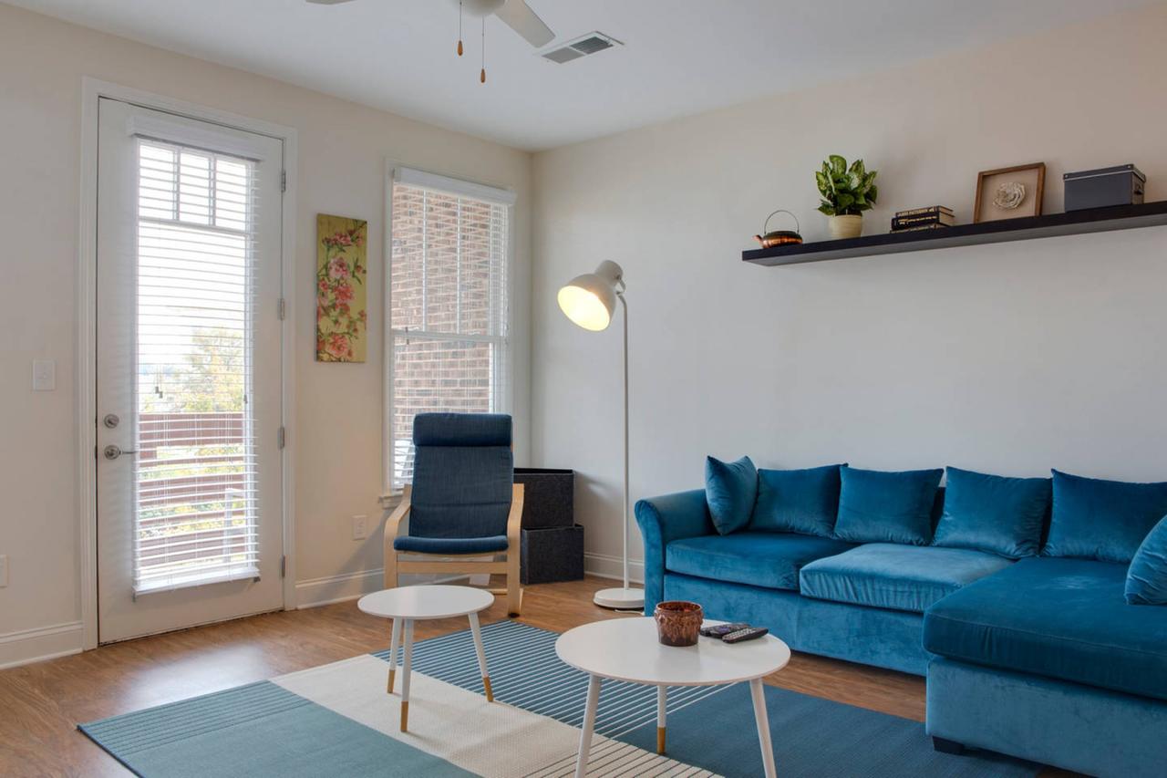 South Summit Apartment - thumb 2